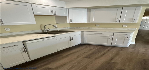 201 ELLIOT AVENUE Sarasota Florida, 34232 | Charming Home