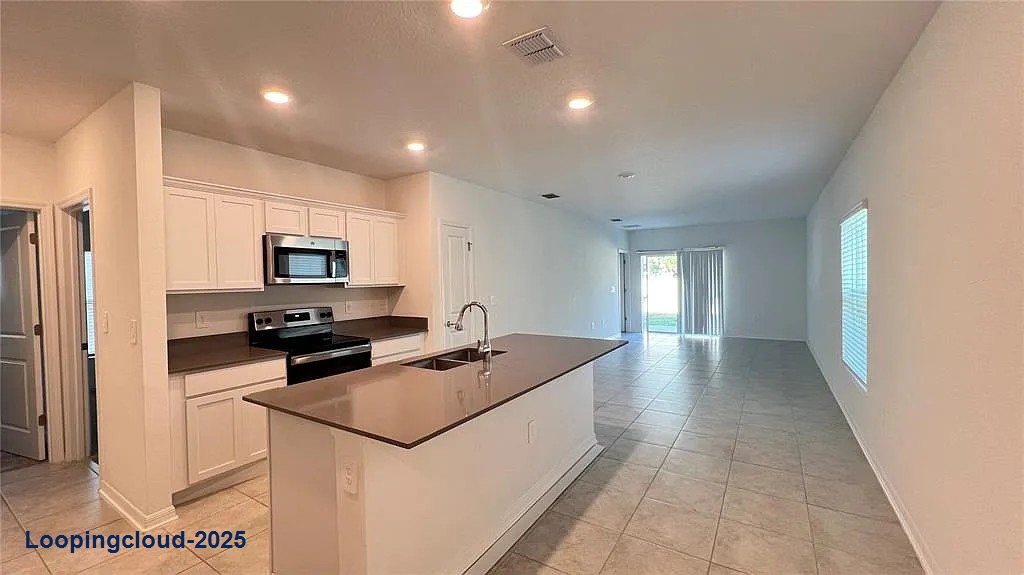 Beautiful 3BR Single-Story Home in Storey Creek