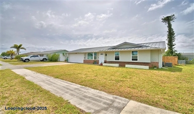 13495 Newport Ave Port Charlotte Florida, 33981 | Remodeled 3BR Home in Gardens of Gulf Cove