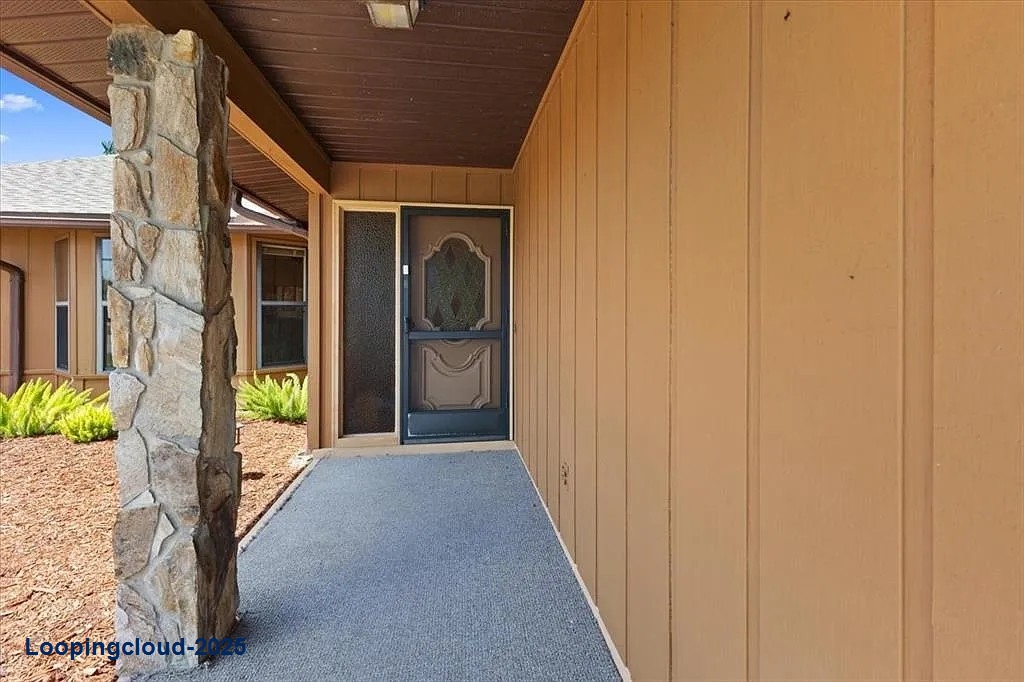 Lakefront Paradise on Lake Blueberry