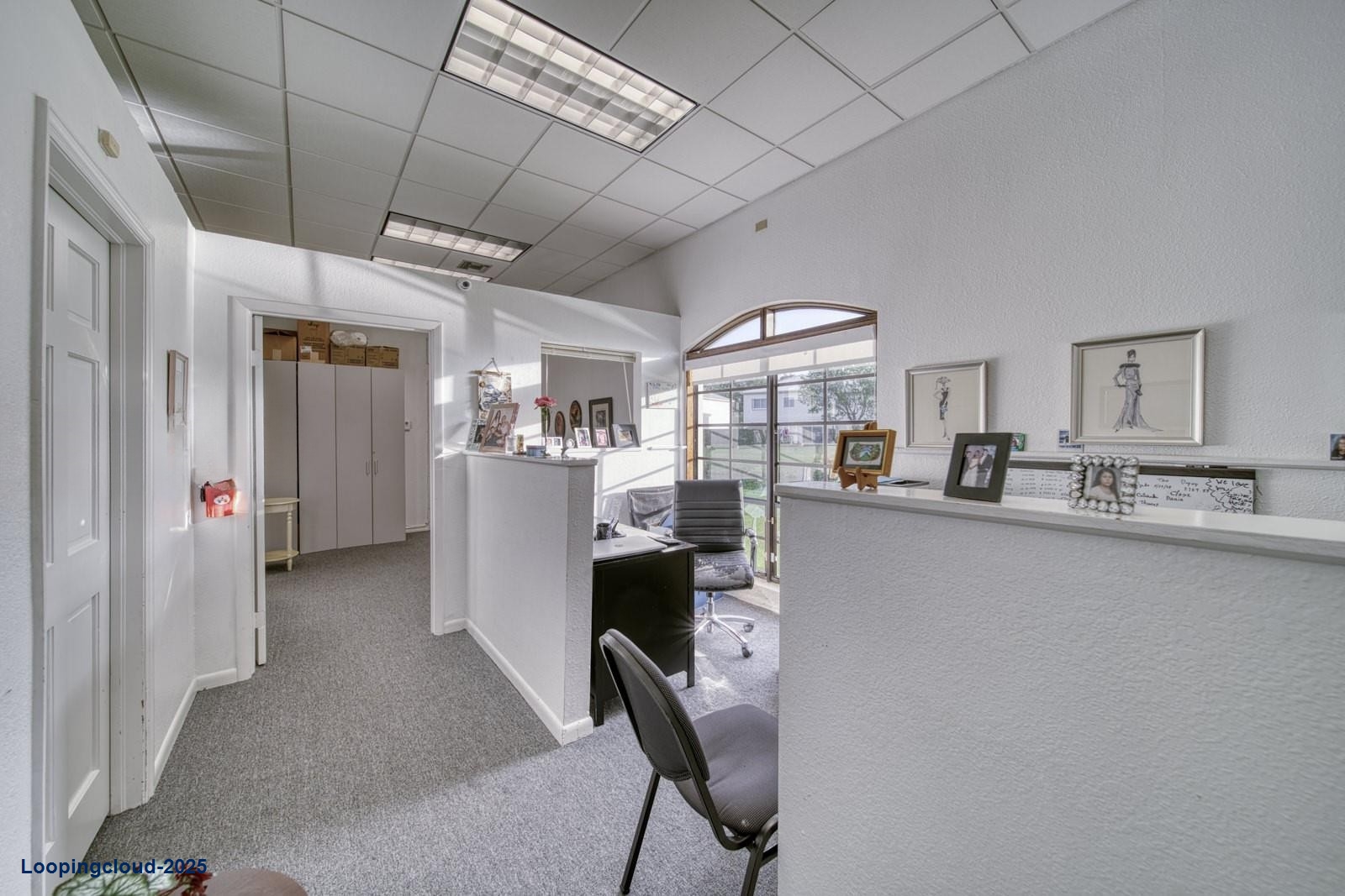 Great free standing Office Space