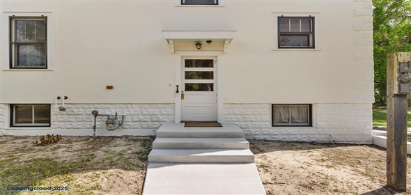3430 County Road 44 Eustis Florida, 32736 | Office & Detached Garage/Workshop For Lease