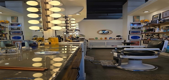 200 South San Francisco Street Flagstaff Arizona, 86001 | Fully Equipped Turn‑Key Coffee Lounge