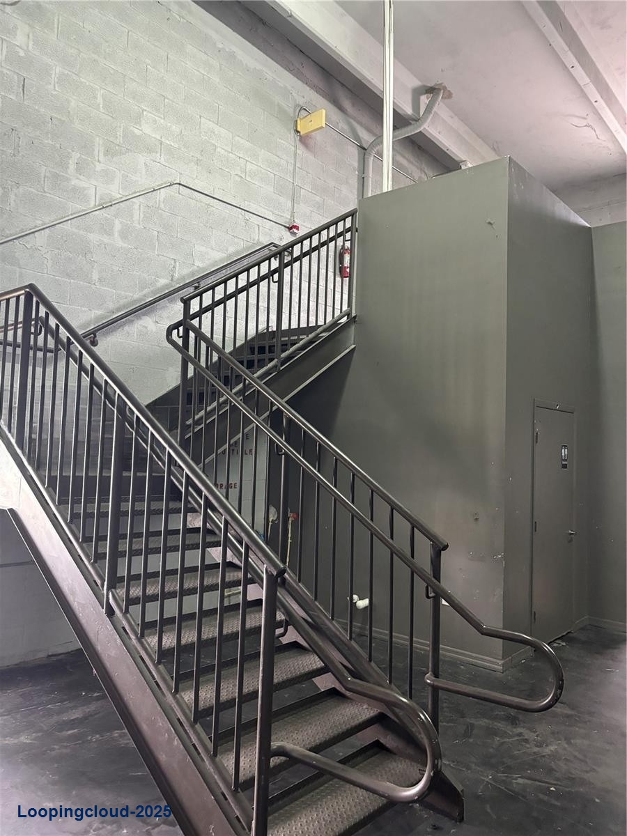 Beautiful Warehouse Office