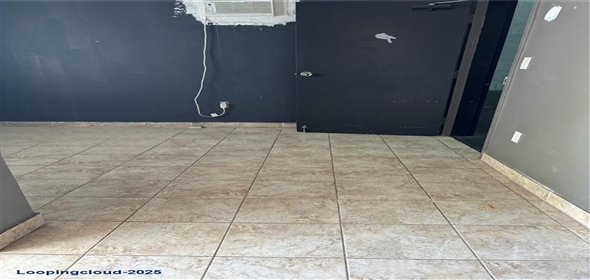 10780 NW 138th St # D-3 Hialeah Gardens Florida, 33018 | Beautiful Warehouse Office