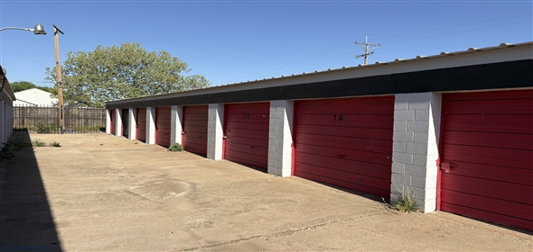 2002 Avenue S Lubbock Texas, 79411 | Smart Drop Self Storage