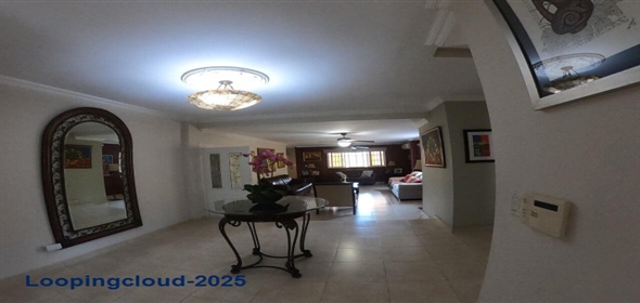 Residencial Huacas Avenida Via Centenario Calle Tercera A A-8 Panama City Panamá Province, 07101 | Exclusive in Av Centenario - Hermosa Casa en Avenida Centenario
