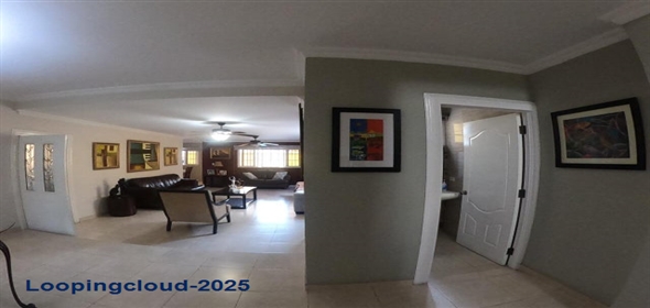 Residencial Huacas Avenida Via Centenario Calle Tercera A A-8 Panama City Panamá Province, 07101 | Exclusive in Av Centenario - Hermosa Casa en Avenida Centenario