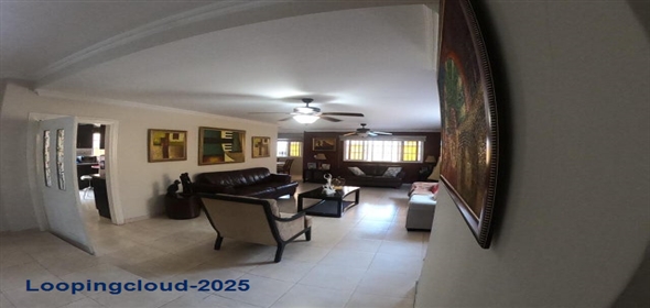Residencial Huacas Avenida Via Centenario Calle Tercera A A-8 Panama City Panamá Province, 07101 | Exclusive in Av Centenario - Hermosa Casa en Avenida Centenario