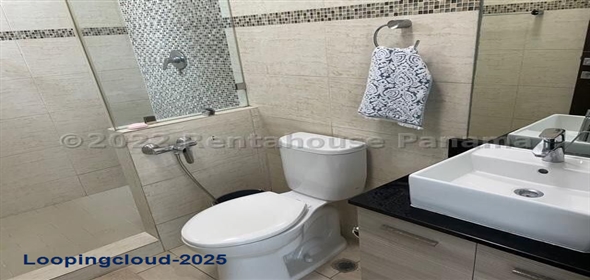 Grand Tower Avenida Punta Chiriqui Torre B 40H Chiriqui Chiriqui, 04004 | Increible Apartamento - Stunning Apartment
