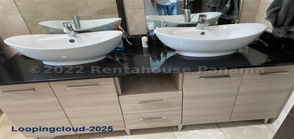 Grand Tower Avenida Punta Chiriqui Torre B 40H Chiriqui Chiriqui, 04004 | Increible Apartamento - Stunning Apartment