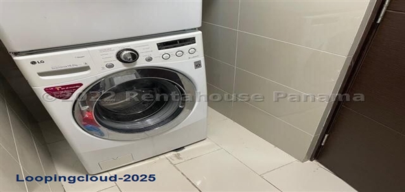 Grand Tower Avenida Punta Chiriqui Torre B 40H Chiriqui Chiriqui, 04004 | Increible Apartamento - Stunning Apartment