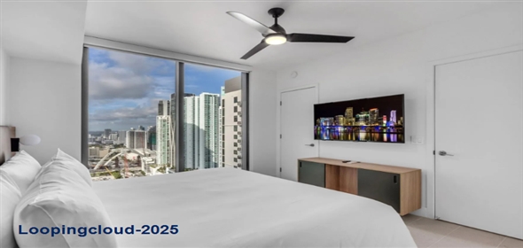 601 NE 6th St, Unit# 3709 Miami Florida, 33132 | Beautiful Condo