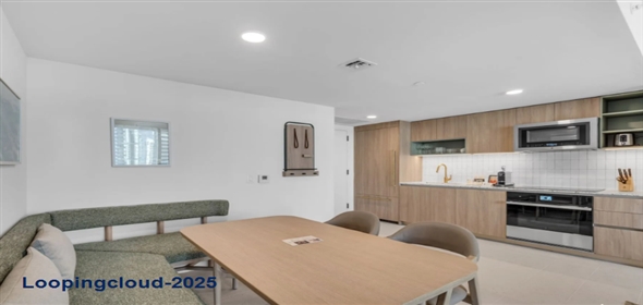 601 NE 6th St, Unit# 3709 Miami Florida, 33132 | Beautiful Condo