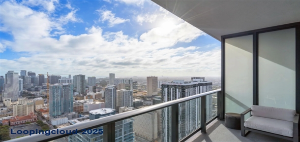 601 Ne 1 St unit #5010 Miami Florida, 33132 | Beautiful  Studio Aparment