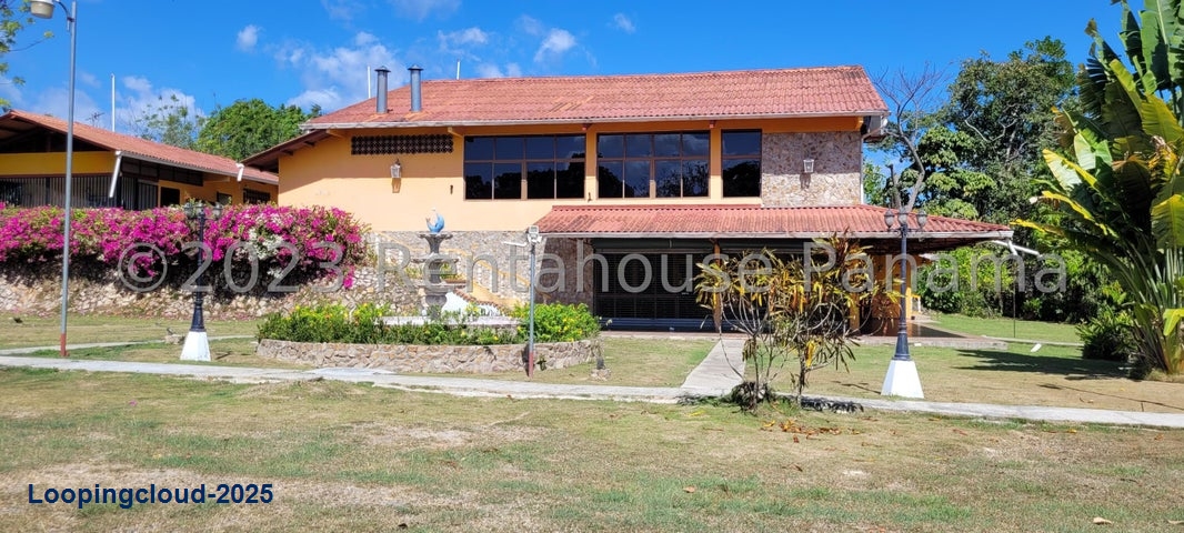 Commercial Property for Sale in Cocle Cocle 02007