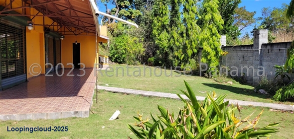 EL Galeon Carretera Rio Hato Cocle Cocle, 02007 | Exclusiva Propiedad Comercial - Convenient Commercial Property