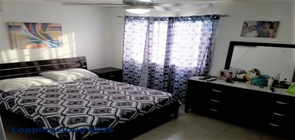 Praderas de San Lore Calle Zaragoza E-105 Panama City Panamá Province, 07104 | Casa con Excelentes Acabados - Exclusive Home for Sale