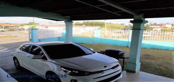 Praderas de San Lore Calle Zaragoza E-105 Panama City Panamá Province, 07104 | Casa con Excelentes Acabados - Exclusive Home for Sale