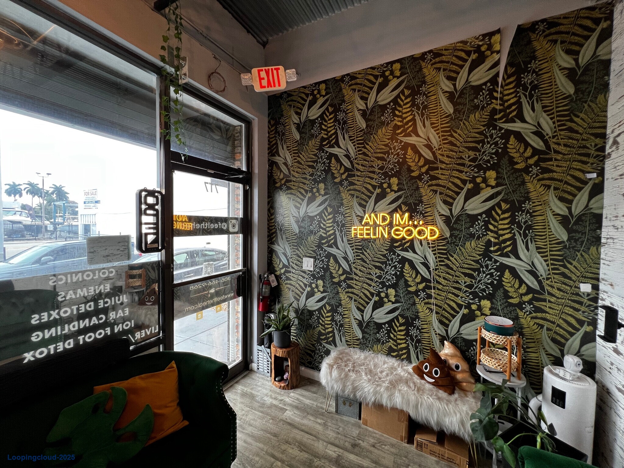Nice Retail Space