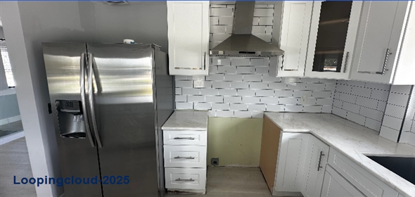 608 N Dixie Hwy & 610 N Dixie Hwy Lantana Florida, 33462 | Great Vacant Office/Apartment Combo