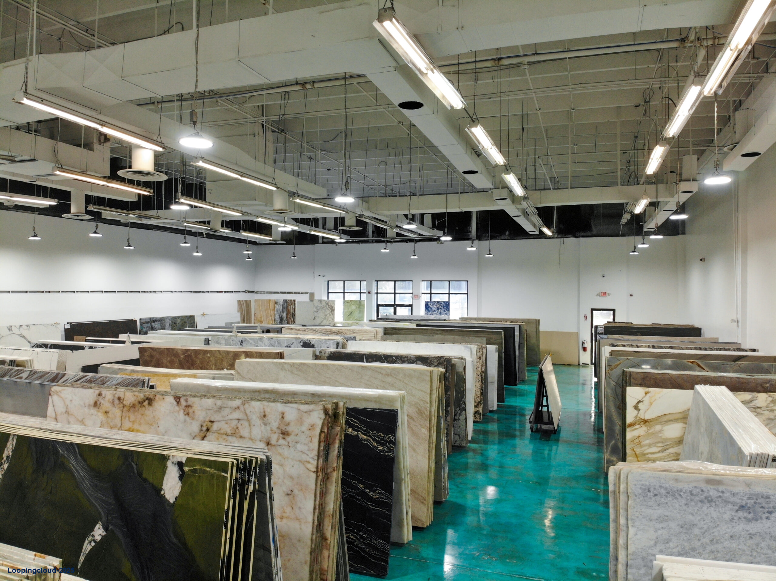Warehouse 18,000 Sq Ft