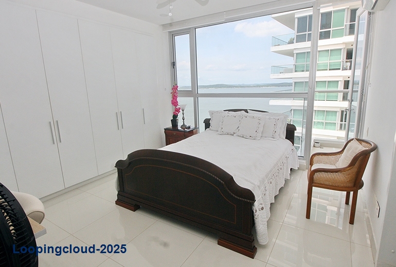 Alejandria Apartment 1601