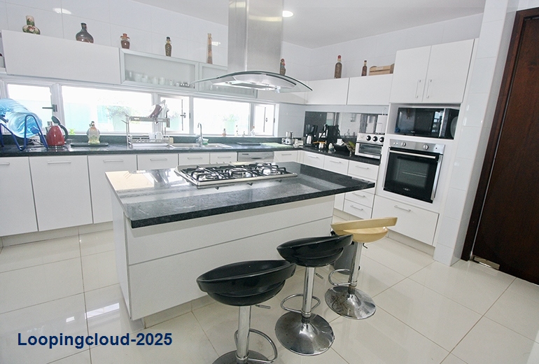 Alejandria Apartment 1601