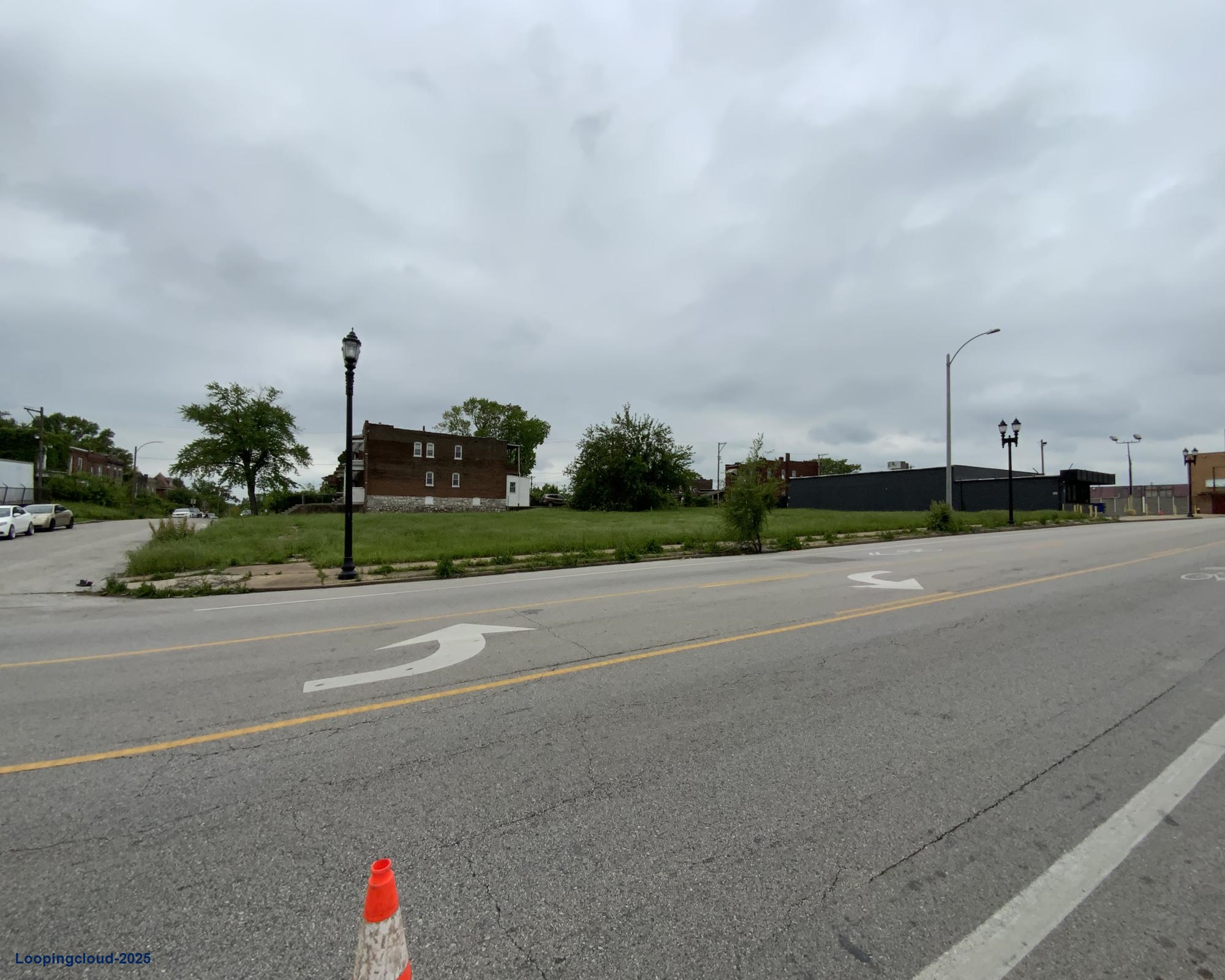 Retail Property for Sale in Saint Louis Missouri 63112