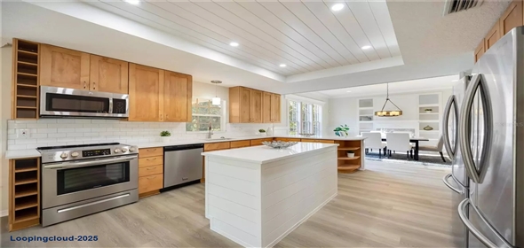 1245 HANOVERIAN CIR Nokomis Florida, 34275 | 1245 HANOVERIAN CIR