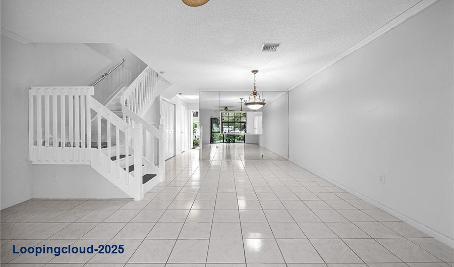 Townhouse in 502 Westree Ln, Plantation