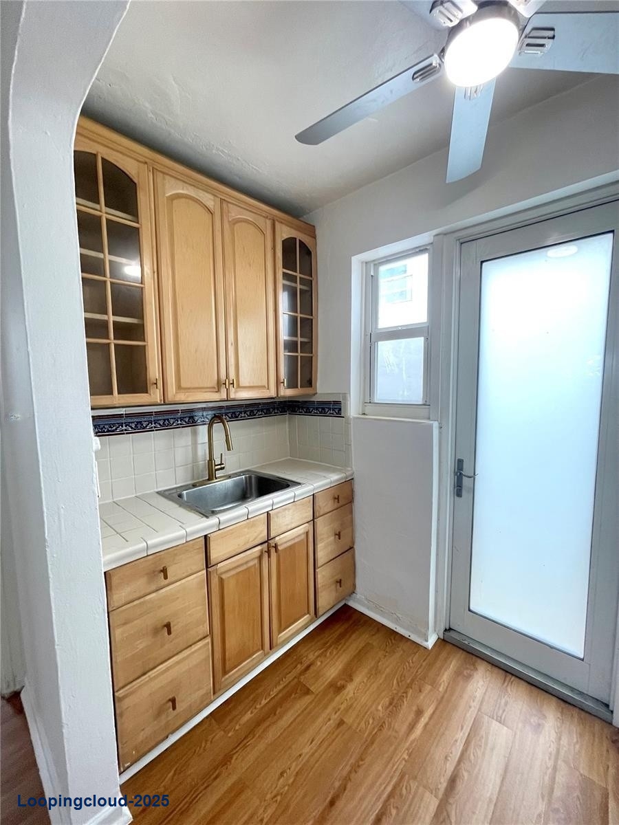 1619 Meridian Ave # 10