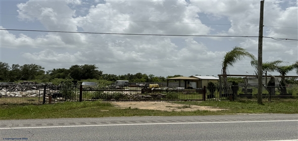 29948 Hwy 6 Alvin Texas, 77511 | Lad for sale