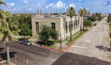 1528 Post Office St, Galveston Texas , 77550