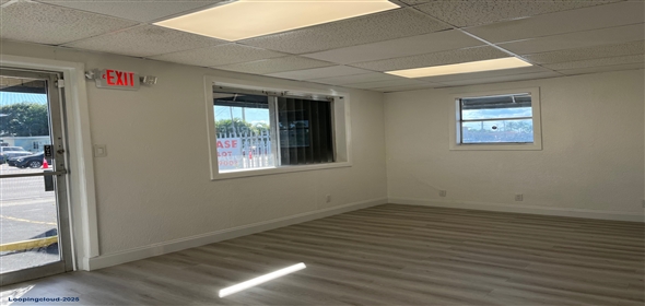 4385 NW 7TH ST Miami Florida, 33126 | MIAMI CAR DEALER LOT FOR RENT. CORNER LOT AUTOMOTIVE PROPERTY FOR LEASE. CAR DEALERSHIP AVAILABLE..