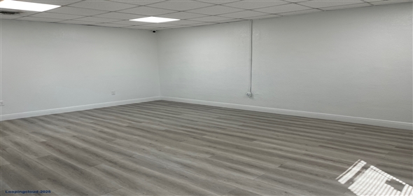 4385 NW 7TH ST Miami Florida, 33126 | MIAMI CAR DEALER LOT FOR RENT. CORNER LOT AUTOMOTIVE PROPERTY FOR LEASE. CAR DEALERSHIP AVAILABLE..