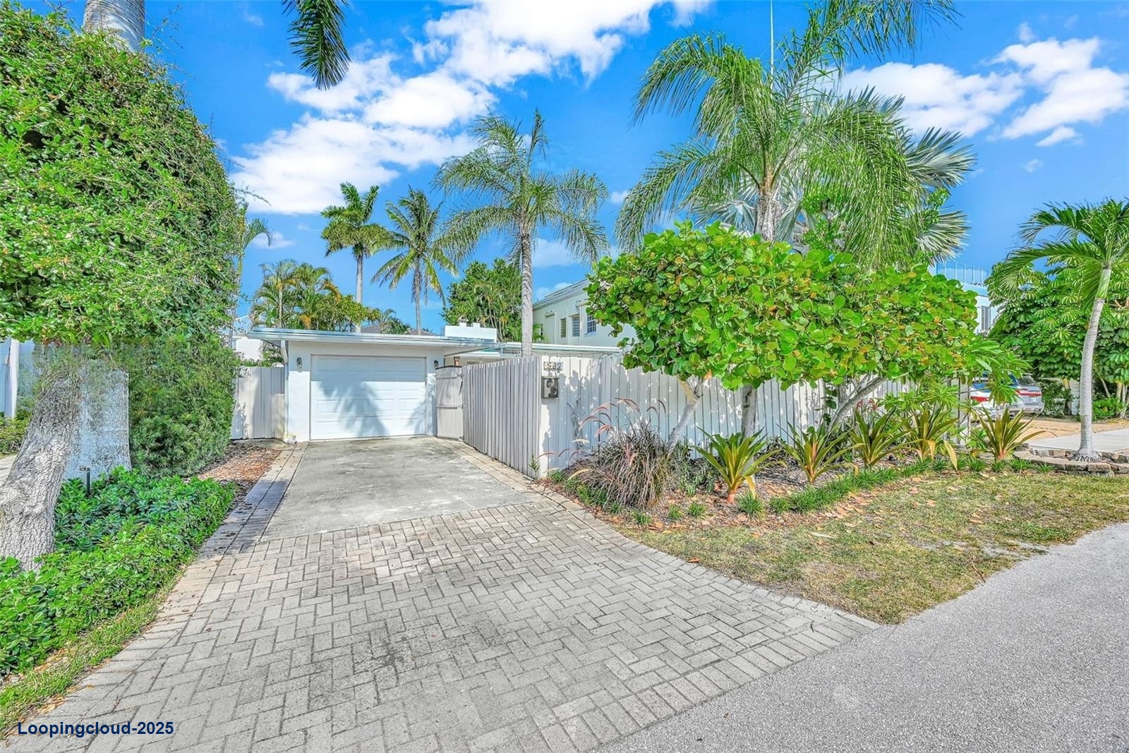 808 NE 16th Ave # 808