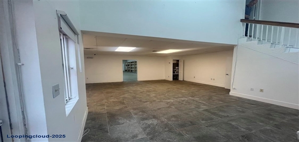 7400 NW 7th St MIAMI, FL 33126-2942 Miami Florida, 33126 | Beautiful Warehouse Office