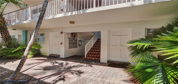 911 Meridian Ave #104 Miami Beach Florida, 33139 | Renovated Art Deco Studio with Private Courtyard in South Beach