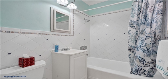 717 Espanola Way #204 Miami Beach Florida, 33139 | Stylish 1-Bedroom Hideaway Steps from Espanola Way & Flamingo Park