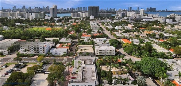 717 Espanola Way #204 Miami Beach Florida, 33139 | Stylish 1-Bedroom Hideaway Steps from Espanola Way & Flamingo Park