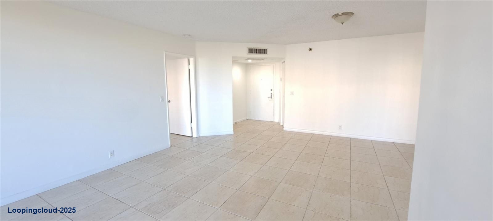 Stunning Aventura Condo with Granite Kitchen & Resort Amenities