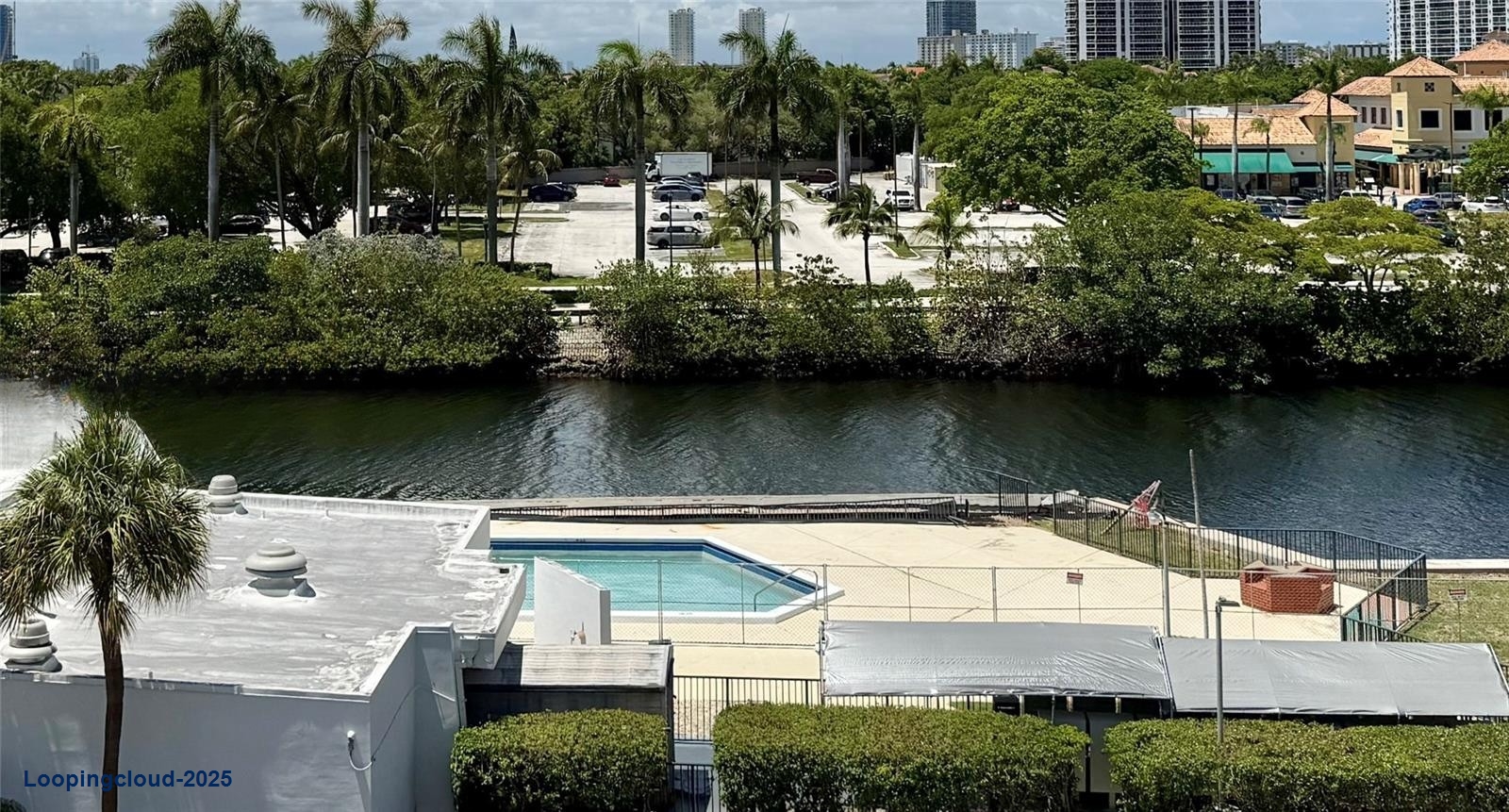 Heart of Aventura: Updated 2-Bed Condo with Resort Amenities