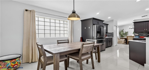 Boynton Beach Boynton Beach Florida, 33437 | Lakeridge Greens Gem: Courtyard Home with Flexible 3rd Bedroom