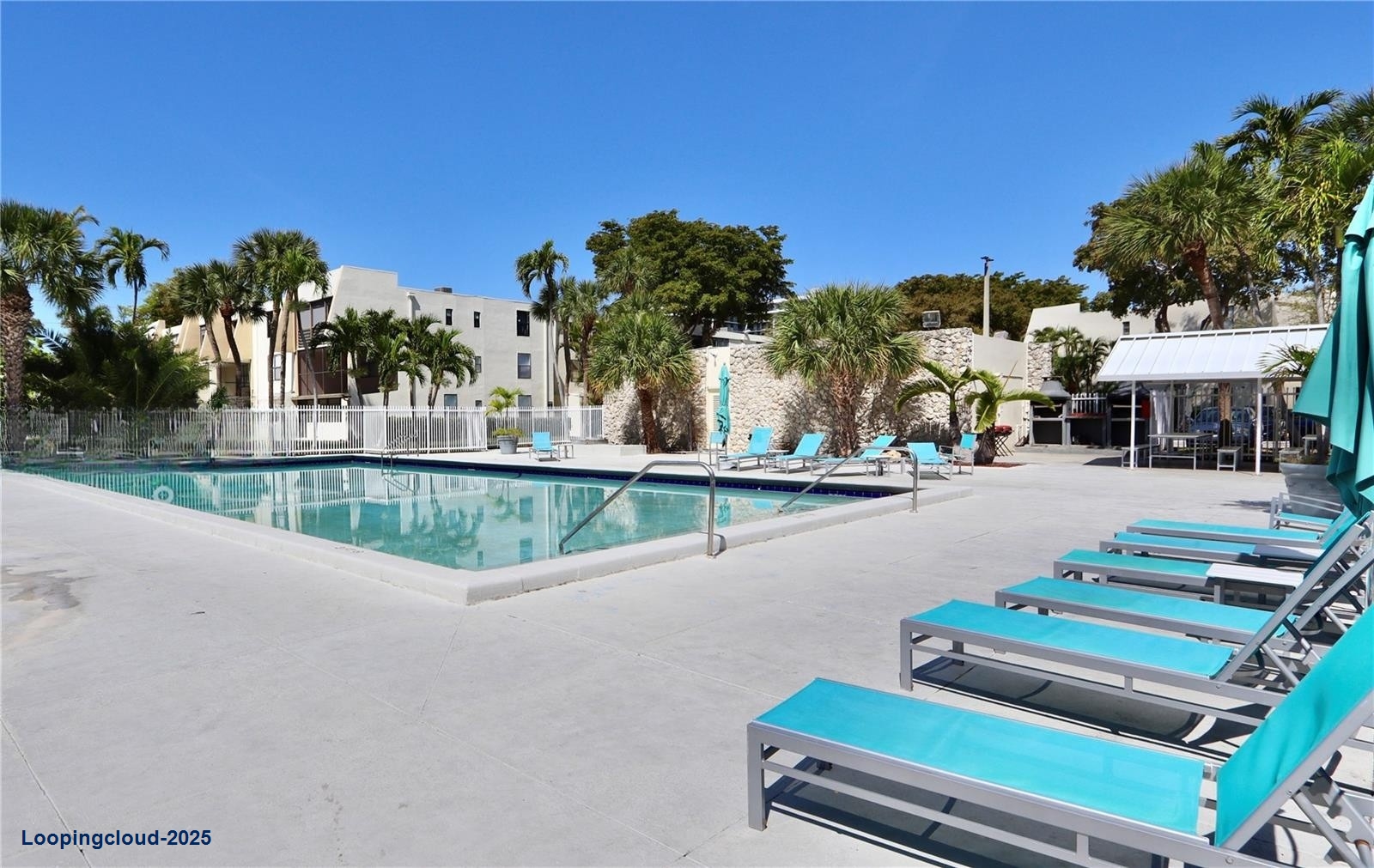 Well-Maintained 1-Bedroom Condo with Low Maintenance Fees