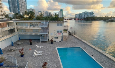6484 Indian Creek Drive #320 Miami Florida, 33141 | Excellent Studio