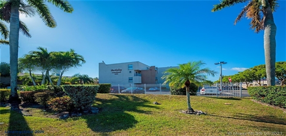 10900 SW 104th St #419 Kendall Florida, 33176 | Beautiful apartment