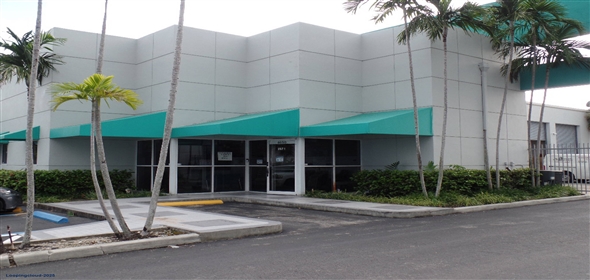 8050 NW 64th St Doral Florida, 33166 | Serand Industrial 8 Unit Multi-Tenant Warehouse