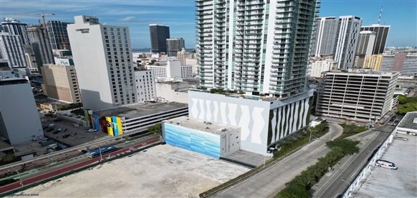 46 SW 1st St Miami Florida, 33130 | Commonwealth Building in Downtown Miami