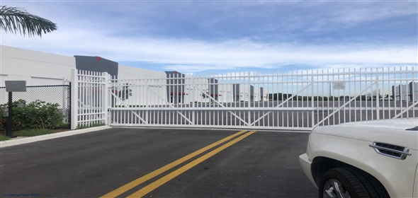 1750 South East 38th Ave Florida City Florida, 33035 | Prime Warehouse/Man Cave/Auto Haus Near Homestead Speedway